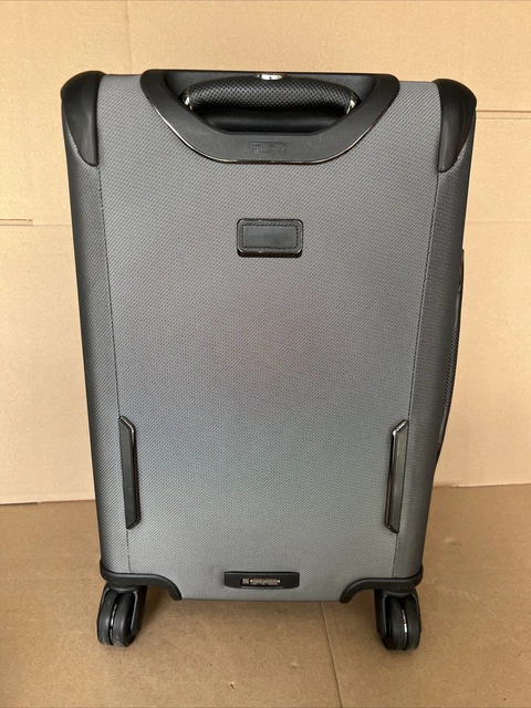 Tumi Arrive 3 International Dual Access 4 Wheel Carry-On 25503960 Titanium Grey 2