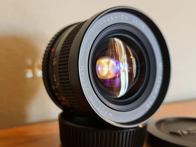 Top NEUWERTIG - Yashica ML 24 mm f2,8 Contax/Yashica C/Y Halterung breite prime Objektiv - M714