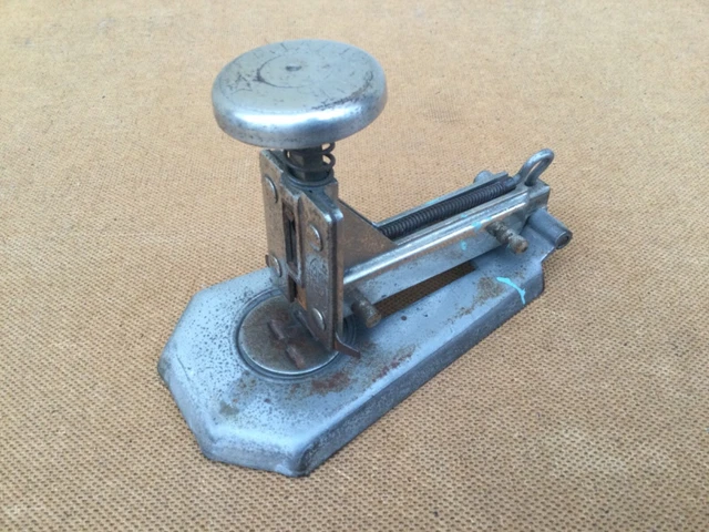 Agrafeuse de Bureau Manuelle Jackyneuf Unis France Acier Ancienne Vintage Rétro