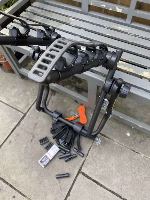 Halfords Rear Boot  Mounted 3 Cycle Bike Rack 3