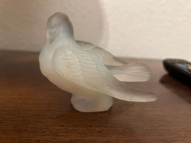 Probablement SABINO - Colombe en verre opalescent pressé moulé 5