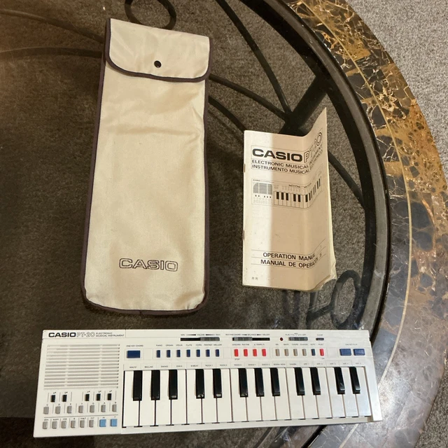 Casio PT-20☆セミアナログ式シンセサイザー☆1983年☆昭和レトロ☆ VINTAGE CASIO PT-20 Electronic keyboard and mini synthesizer Made