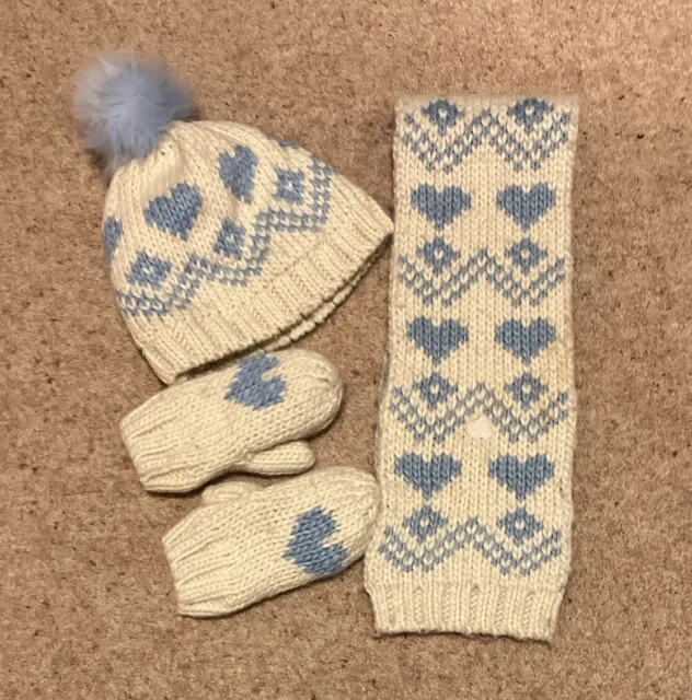 Girls M&S hat, scarf and gloves set age 18-36 months