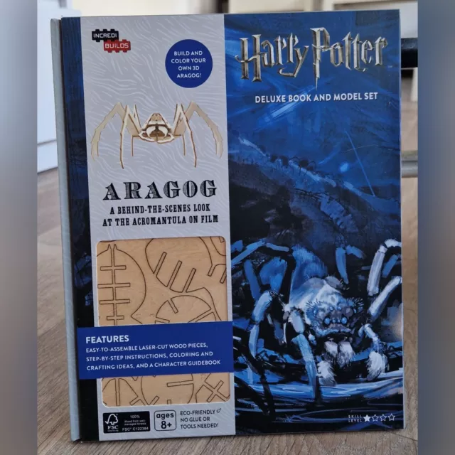 Incredibuilds - Harry Potter Aragog Book / Deluxe and Model Set