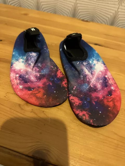 Met52 water shoes on sale