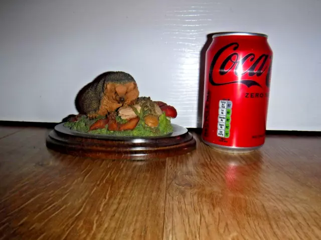 COUNTRY ARTISTS Collectable HEDGEHOG Figure ~ CA495  ~ 1990's