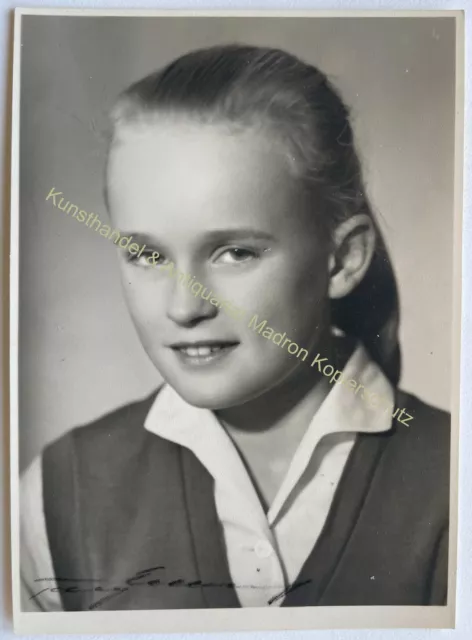 orig. Foto AK Mädchen Kind 1957 Villach