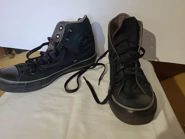 Converse All Star Chuck Taylor High Top Black  Size 6