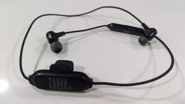 JBL E25BT Wireless In-Ear Headphones