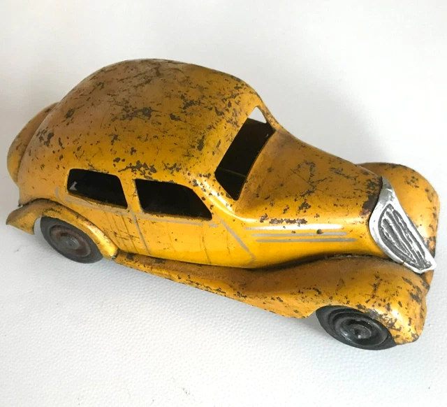 Sesame Renault 4 4l r4 jouet ancien - Collection