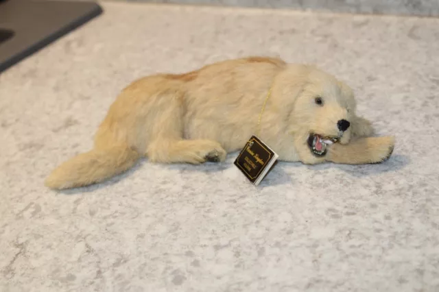 Golden Retriever Fur Canine Kingdom figurine In Great Condition.