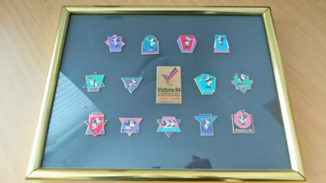 BM477: Victoria 1994 Commonwealth Games  Commemorative Pin Badge Set Framed