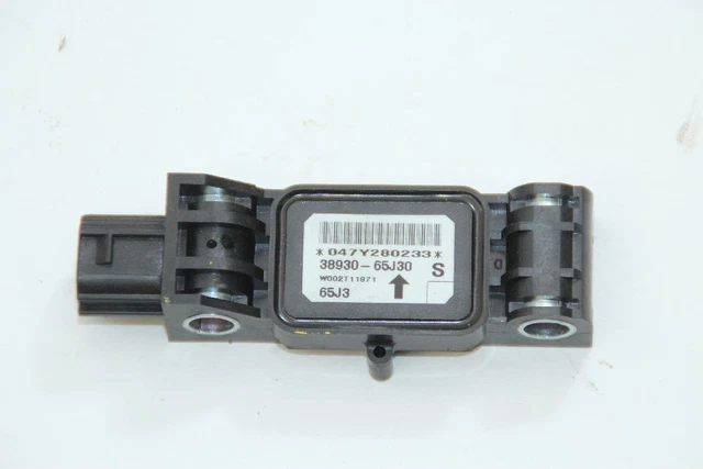 Capteur d'airbag avant droit Suzuki GRAND VITARA 2 3893065J30 01588