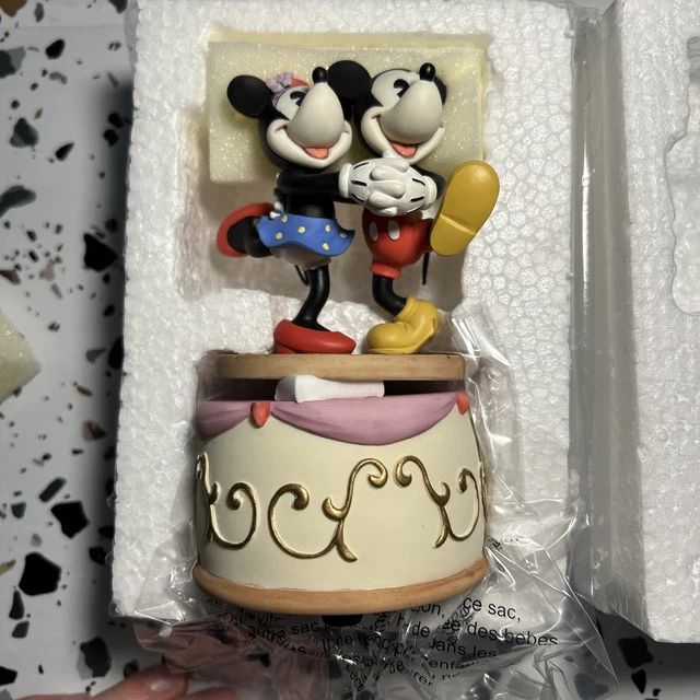 Disney Enesco Dancing MICKEY & MINNIE MOUSE Figurine Music Box Dancer Brand New
