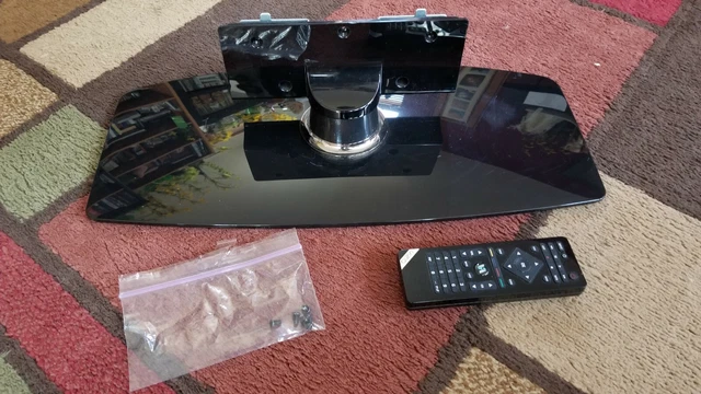 Vizio VUR10 Remote & M421VT TV Base Stand