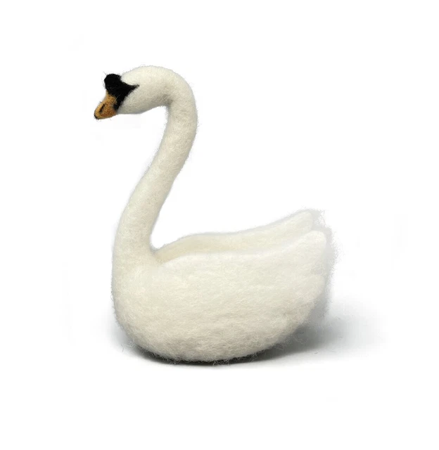 Kit de fieltro de agujas ""Cisne blanco"" The Crafty Kit Company