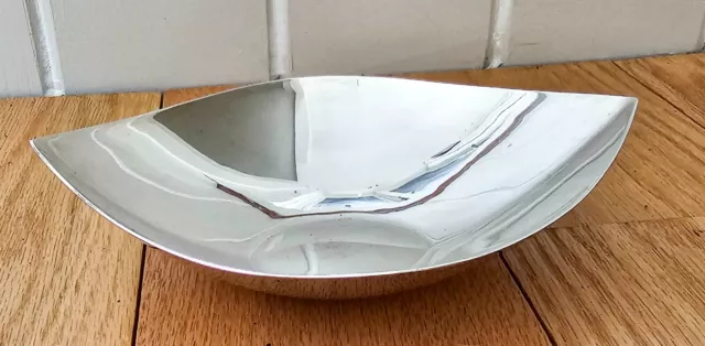 Reed & Barton 252 Oval Flaired Canoe Bowl Silver Plate Serving Dish Mid-Century