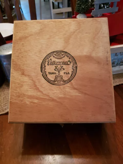 Villazon And Co. Tampa Fl Cigar Box