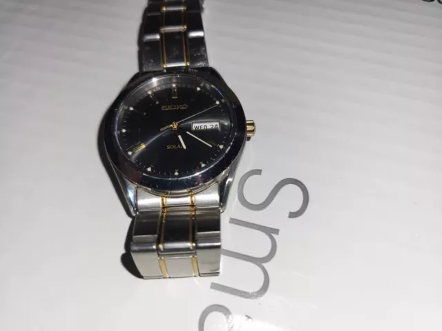SEIKO SOLAR MENS Watch V158-0AA0 Gold Tone Case & Band $89.99