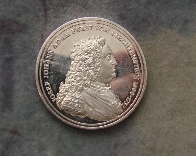 Medaille 1975 . Silber. Liechtenstein. Dynastie. Josef Johann Adam 1690 - 1732