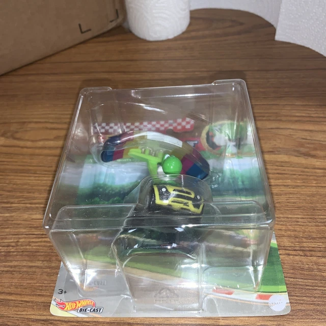 Hot Wheels Mario Kart - Yoshi Sports Coupe - Mattel - Carrinho de