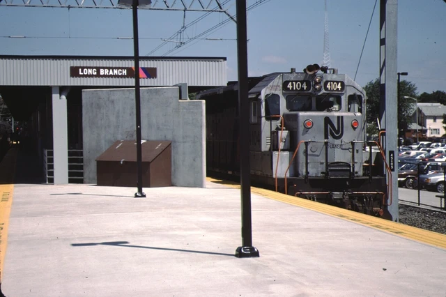 NJ Transit EMD GP40 Kodachrome original Kodak Slide
