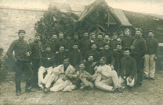 Photo Ancienne Originale 14-18 - Groupe De Militaires En Cuisine - Tirage Argentique 9x14 Cm