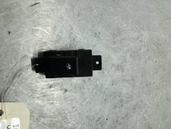 Interrupteur de leve vitre arriere droit OPEL ANTARA