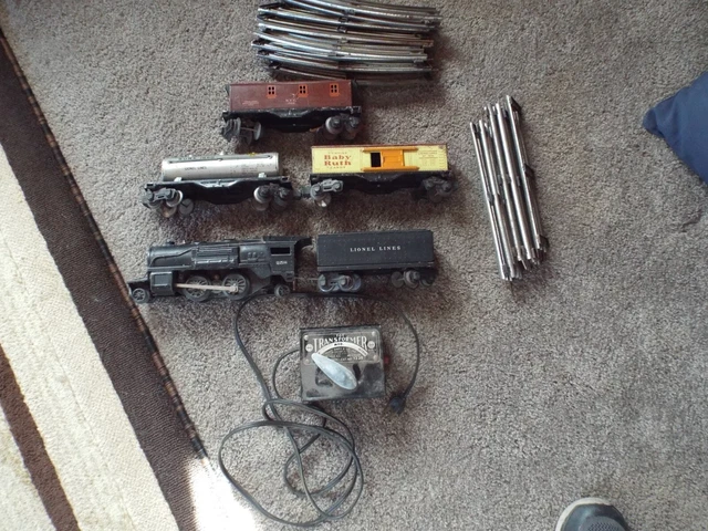 Lionel Train Set From The Late 1930'S To Early 1940'S