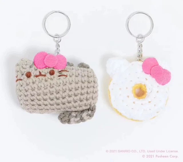 2 KEYCHAINS CROCHET Hello Kitty Pusheen, New EUR 15,00 PicClick FR