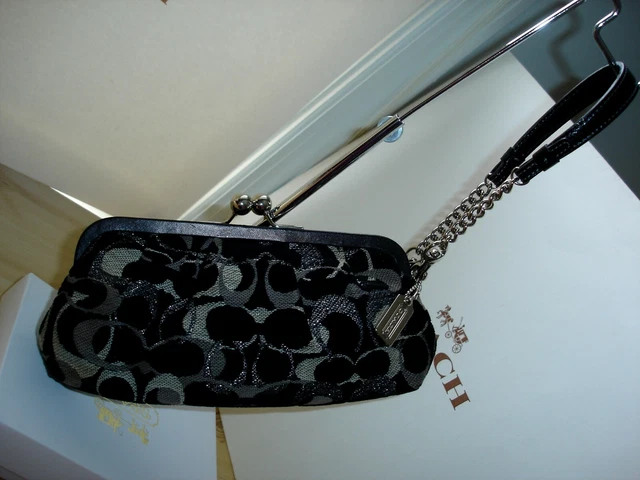 Coach Chenille Pleated Kisslock Fram Clutch Wristlet Bag 3584
