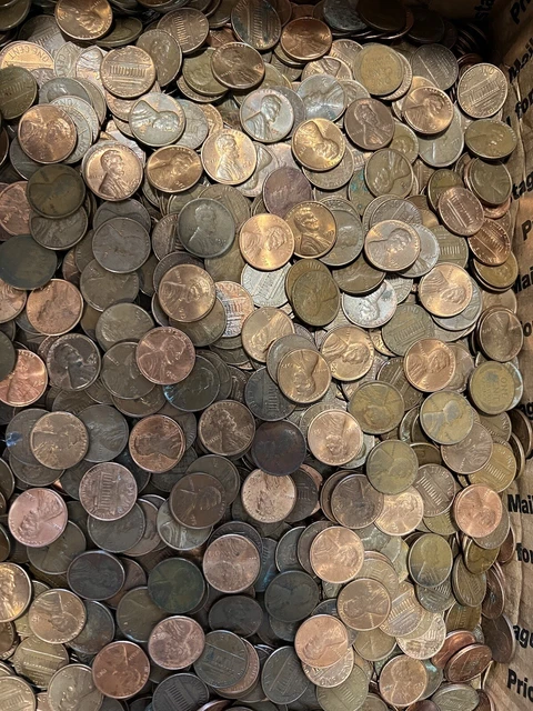 Lot Of 5000+ Lincoln Memorial Pennies $50.00FV Unsearched church Estate Coins