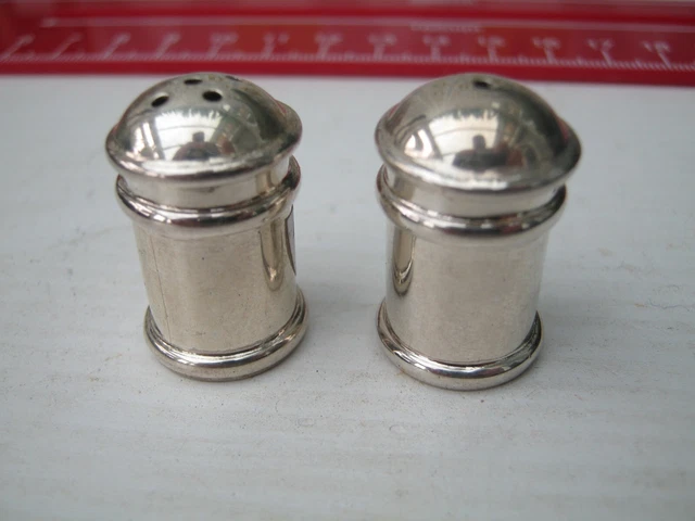 Shakers sale e pepe argento sterling Londra 2005