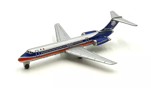 Schabak 1/600 Scale 924/120 - Douglas DC-9 Aircraft - Aeromexico