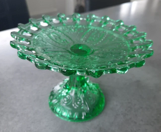 Grand Présentoir à Gâteau Sur Pied - Compotier En Verre Moulé Vintage