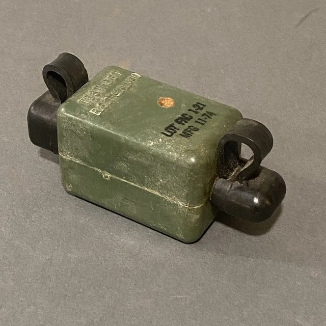 VIETNAM WAR ERA M40 Test Set , M57 Claymore Clacker Tester , 1974 Dated ...