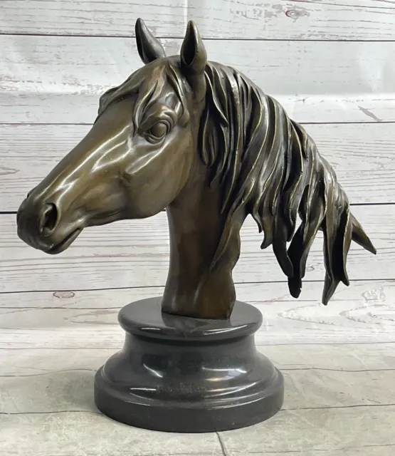 Milo's Timeless Bronce Stallion Busto Escultura Captivating para Su Colección