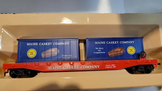 Ho Scale Model Power Maine Casket Company Flat W/ 2  Containers