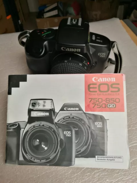 Canon EOS 750 Spiegelreflex Kamera mit Objektiv Blitz und Beschreibung !