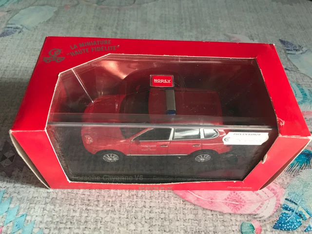 Porsche Cayenne V6 Pompiers 1/43 Norev réf.750005