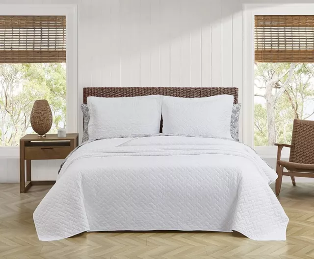 Tommy Bahama Home - Chevron pattern twin quilt set -100% Cotton, White  3
