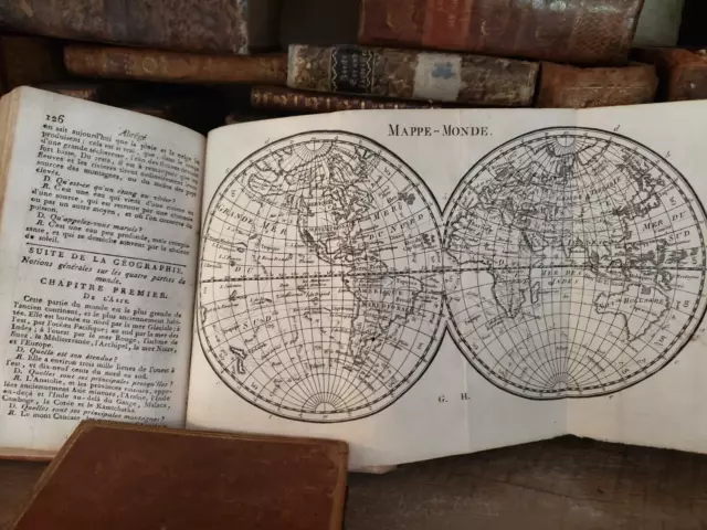 1804 ABSTRACT OF ALL SCIENCES AND GEOGRAPHY FOR THE USE OF CHILDREN - World Map