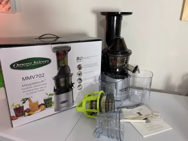 JUICER OMEGA JUICER MMV702 Mega Mouth Slow Extra Accessories