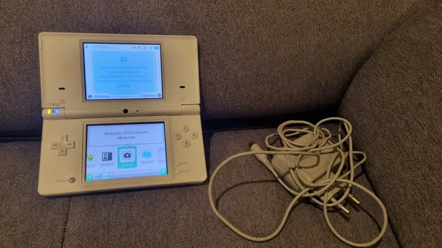 Console nintendo Dsi Blanche + Chargeur