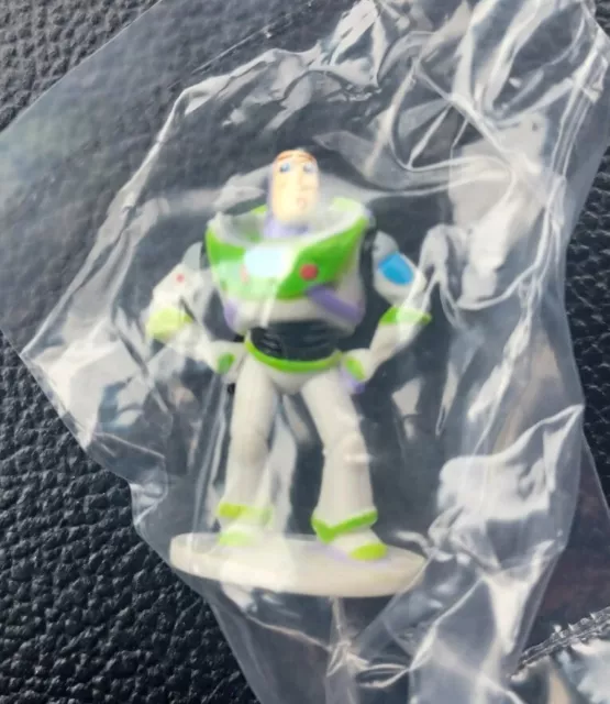 Toy Story Disney Parks Collector Pack Series 16 Buzz Lightyear 1+" Mini Figure