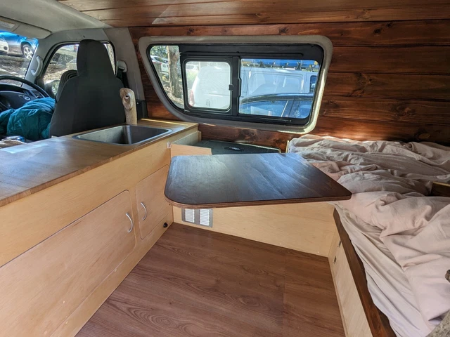 Campervan Toyota Hiace 2013 5Sp Manual Petrol