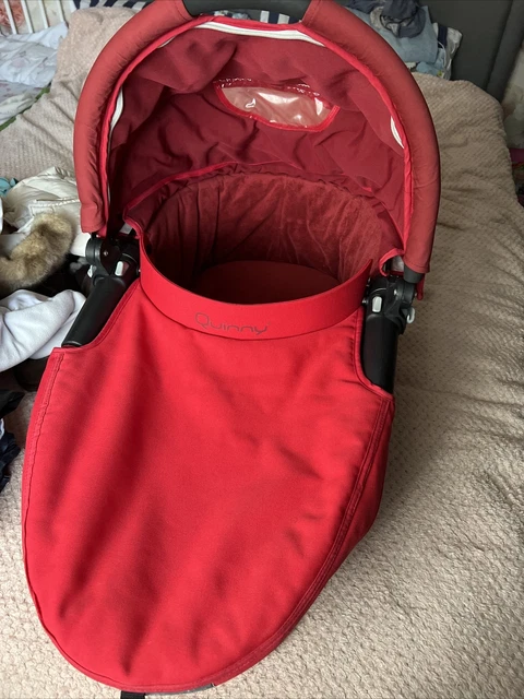 Quinny Buzz Carrycot Rojo