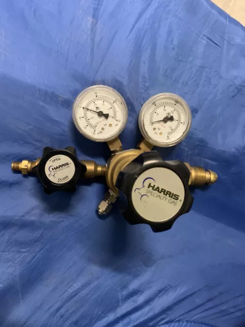 Harris Specialty High Purity Gas Regulator, Model- KH1128 HP721-015-580-BE. New.