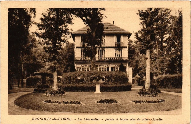 CPA BAGNOLES-de-l'ORNE - Charmettes - Jardin facade Rue du Vieux (355415)