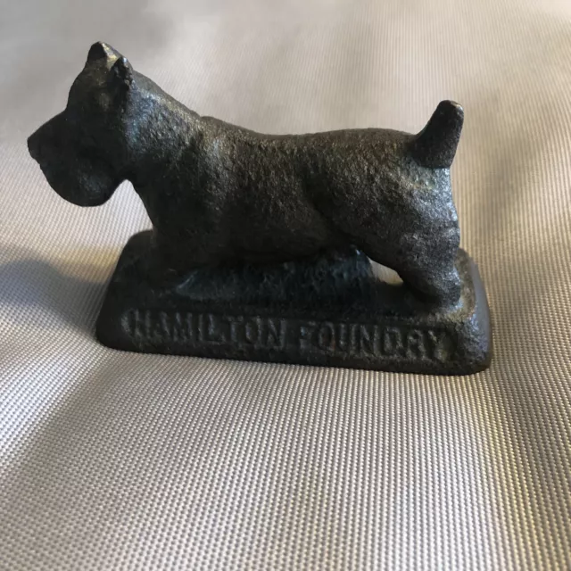 VINTAGE Cast Iron Hamilton Foundry Scotty Dog Paperweight Scottish Terrier